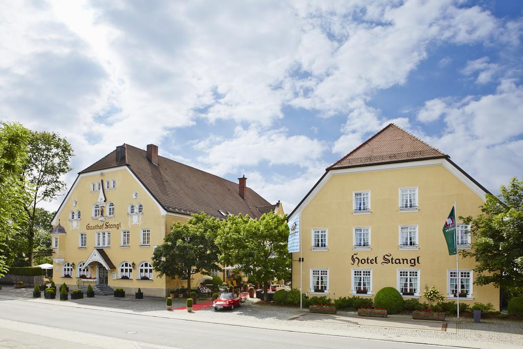 Hotel Gutsgasthof Stangl Vaterstetten Zewnętrze zdjęcie